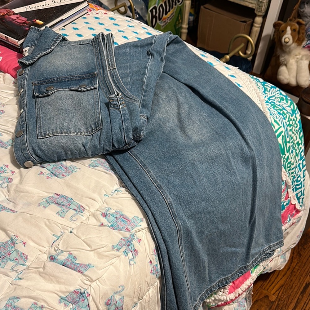Buck list Women's Blue Jean jumpsuit. Wide leg. Size S